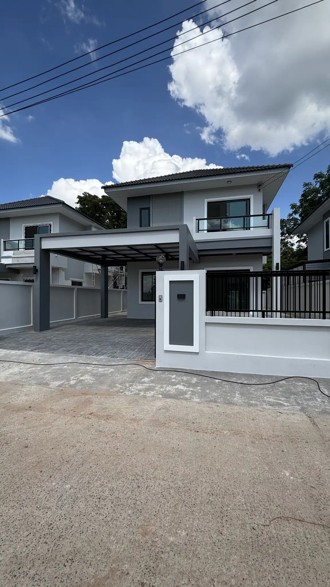 บ้าน 2 ชั้น เนื้อที่ 61 ตารางวา 4 ห้องนอน โครงการเดอะเซน ใกล้สนาม 80 พรรษา รูปที่ 3